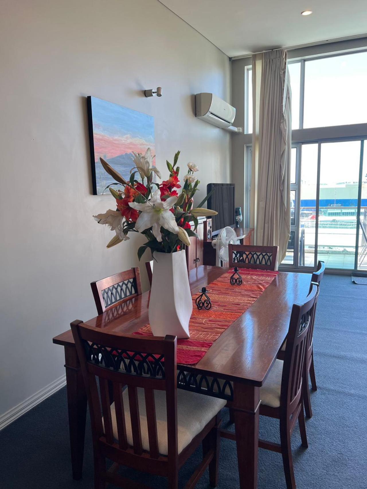 Seaview Waterfront Hotel Apt Auckland Ngoại thất bức ảnh